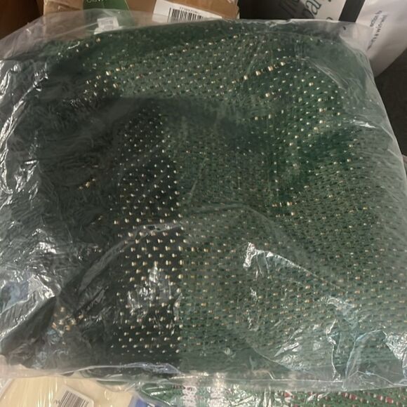 FARM Rio Chita Brazil Oh So Cozy Blanket, Toucan, NWT - Picture 5 of 5